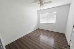 821 Lydia Ave, Pensacola, FL 32505 - Photo 8