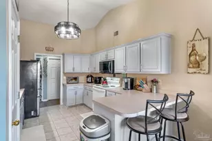9562 Dynasty Ln, Navarre, FL 32566 - Photo 12