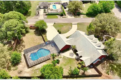 6838 Marlin St, Navarre, FL 32566 - Photo 4