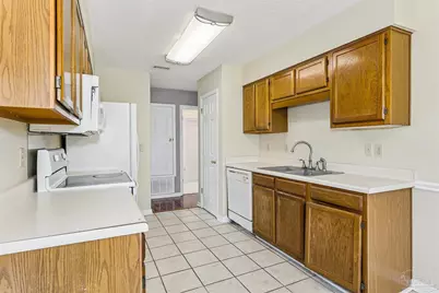 11204 Bridge Creek Dr, Pensacola, FL 32506 - Photo 10