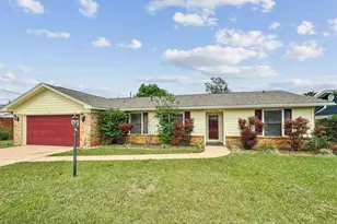 11204 Bridge Creek Dr, Pensacola, FL 32506 - Photo 2
