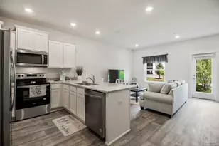 1518 Farragut Way, Pensacola, FL 32534 - Photo 2