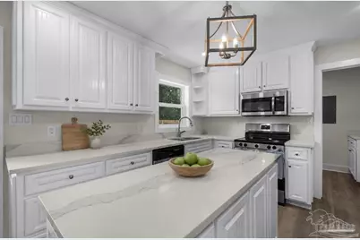 2023 Summit Blvd, Pensacola, FL 32503 - Photo 6