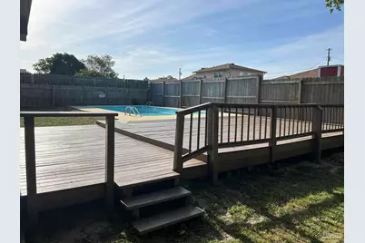 151 Deville Dr, Mary Esther, FL 32569 - Photo 32