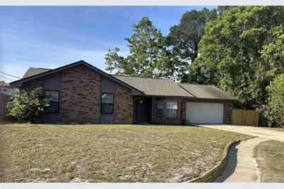 151 Deville Dr, Mary Esther, FL 32569 - Photo 2