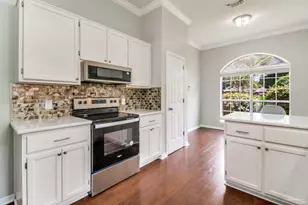 3023 Oak Pointe Dr, Pensacola, FL 32505 - Photo 12