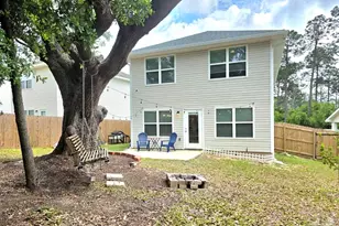 380 Hilburn Ln, Pensacola, FL 32504 - Photo 22