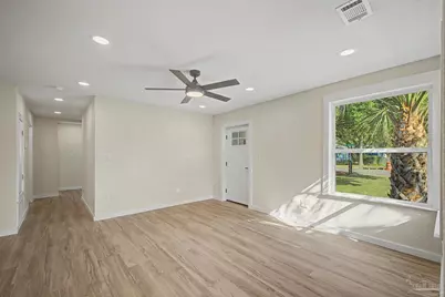107 SE Gilliland Rd, Pensacola, FL 32507 - Photo 10