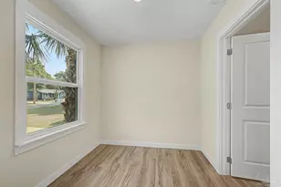 107 SE Gilliland Rd, Pensacola, FL 32507 - Photo 28