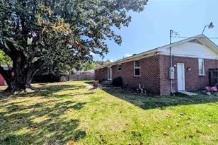 8920 Jupiter Dr, Pensacola, FL 32507 - Photo 6