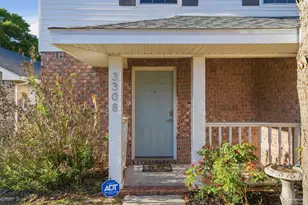 3308 Linger Ct, Pensacola, FL 32526 - Photo 2