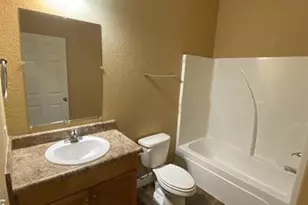 7071 Lake Joanne Dr, Pensacola, FL 32506 - Photo 6