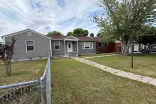 604 E Sunset Ave, Pensacola, FL 32507 - Photo 2