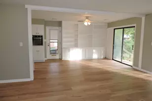 3641 Cherry Laurel Dr, Pensacola, FL 32504 - Photo 18