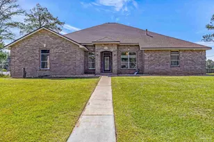 2706 Grainger Ave, Pensacola, FL 32507 - Photo 2