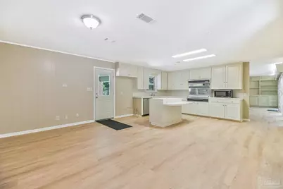 8033 Hendrix Ave, Pensacola, FL 32514 - Photo 28