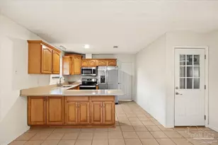 2998 Ranchette Square, Gulf Breeze, FL 32563 - Photo 4