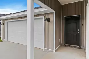 2351 Kirkwood Dr, Cantonment, FL 32533 - Photo 8