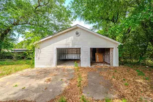 1111 Revere Dr, Pensacola, FL 32505 - Photo 26