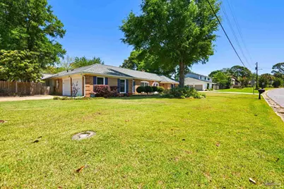 2102 Semur Rd, Pensacola, FL 32503 - Photo 2