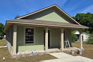 4482 Oak Ln, Milton, FL 32570 - Photo 2
