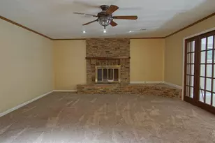 1019 E Burgess Rd, Pensacola, FL 32504 - Photo 12