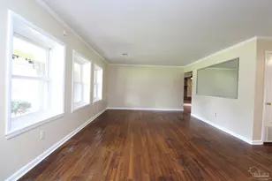 1019 E Burgess Rd, Pensacola, FL 32504 - Photo 8