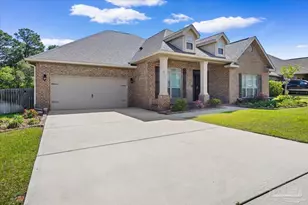 8056 Stream Ridge Rd, Pensacola, FL 32526 - Photo 2