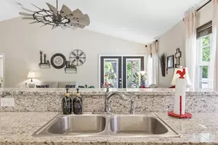 5198 Teresa Dr, Milton, FL 32583 - Photo 16