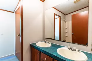 6479 Lynnwood Cir, Milton, FL 32583 - Photo 22