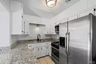 1631 E Hayes St, Pensacola, FL 32503 - Photo 6