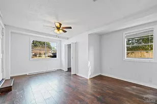 1631 E Hayes St, Pensacola, FL 32503 - Photo 16