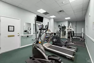 825 Bayshore Dr, Pensacola, FL 32507 - Photo 18