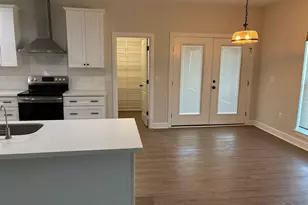 4090 Manchester Ct, Pace, FL 32571 - Photo 4