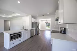4090 Manchester Ct, Pace, FL 32571 - Photo 8