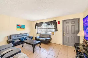 1000 Hawthorn Dr, Pensacola, FL 32507 - Photo 6