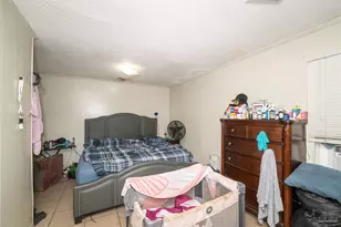 1000 Hawthorn Dr, Pensacola, FL 32507 - Photo 10