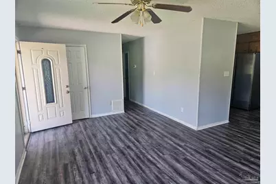 4915 Tulip Dr, Pensacola, FL 32506 - Photo 2
