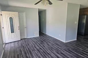 4915 Tulip Dr, Pensacola, FL 32506 - Photo 2
