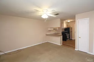 1608 Sunny Ridge Ln, Cantonment, FL 32533 - Photo 4