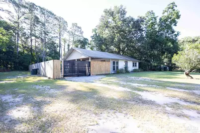 1106 Mills Ave, Pensacola, FL 32507 - Photo 2