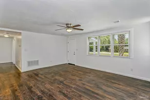 7245 Lockhart St, Pensacola, FL 32526 - Photo 4