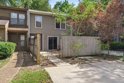 6124 The Oaks Ln, Pensacola, FL 32504 - Photo 1