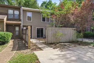 6124 The Oaks Ln, Pensacola, FL 32504 - Photo 1