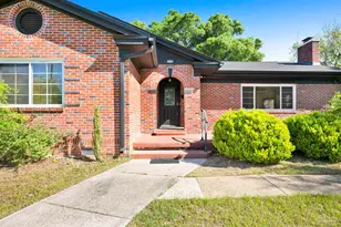 2016 E Scott St, Pensacola, FL 32503 - Photo 2