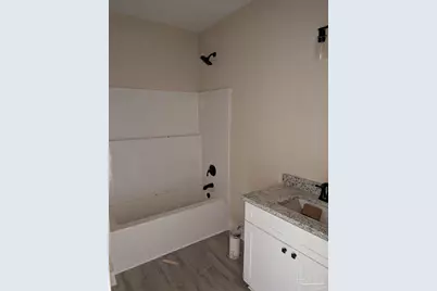 3028 N 11th Ave, Milton, FL 32583 - Photo 12