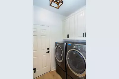 8725 Rush Ln, Pensacola, FL 32526 - Photo 30