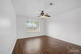 412 Strandview Dr, Pensacola, FL 32534 - Photo 16