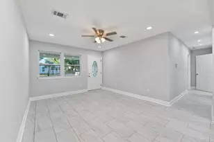 212 Shadow Lawn Ln, Pensacola, FL 32507 - Photo 6