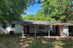 10 Pleasant Ave, Pensacola, FL 32505 - Photo 2